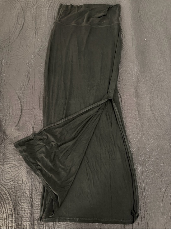 No Boundaries Dresses & Skirts - No Boundaries Black Maxi Skirt with Side Slit